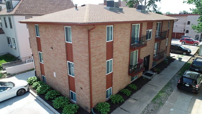 Foto del edificio - 4919 Davenport St