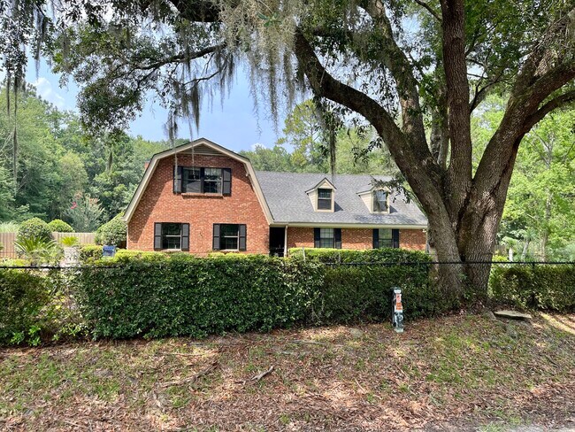 Building Photo - 156 Ardith Ln