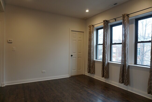 Foto del edificio - 3048 S Keeler Ave