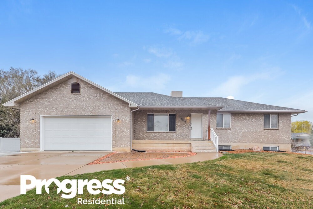 1847 N 725 W, Clinton, UT 84015 House Rental in Clinton, UT