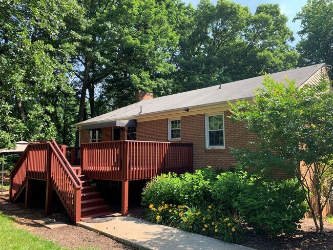 Foto del edificio - Split Foyer Home in Rustburg