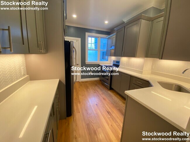 Foto del edificio - 843 Dorchester Ave