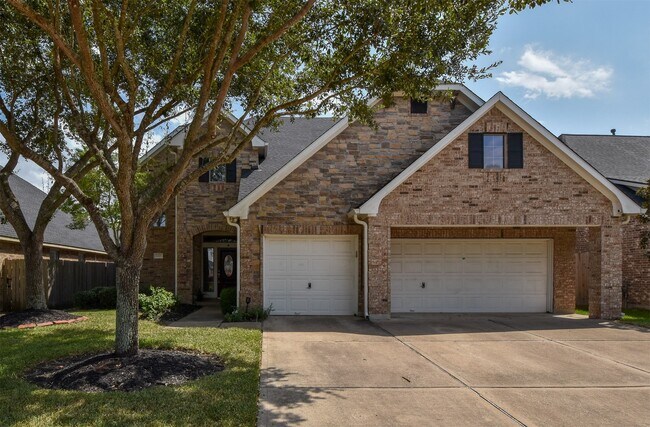 Foto del edificio - 21223 Pennshore Ln
