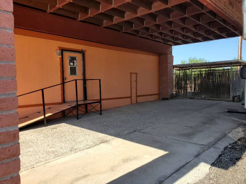 Primary Photo - 2403 W Ajo Hwy