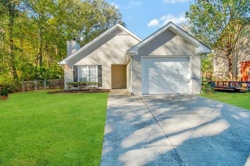 Building Photo - 1641 Riverchase Cir NE