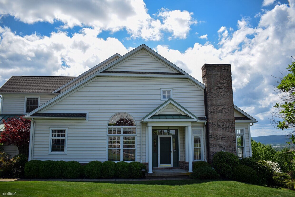 Primary Photo - 3 br, 3.5 bath Townhome - 1106 Tennyson Close
