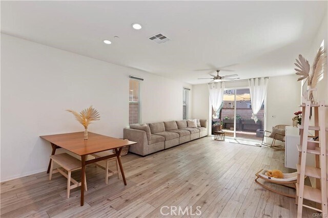 Building Photo - 2772 E Kennedy Privado