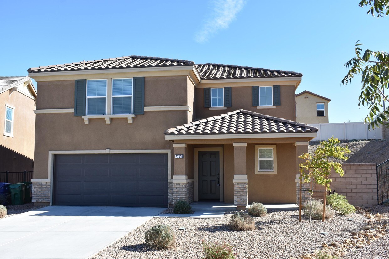 Primary Photo - 37500 Citron Pl