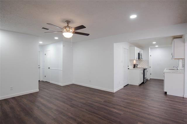 Building Photo - 1213 Venus St