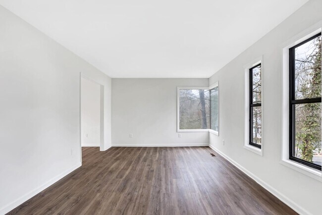 Building Photo - 1790 Blackwillow Dr