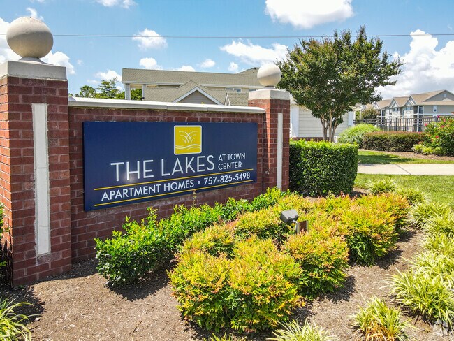Community Sign - THE LAKES AT TOWN CENTER