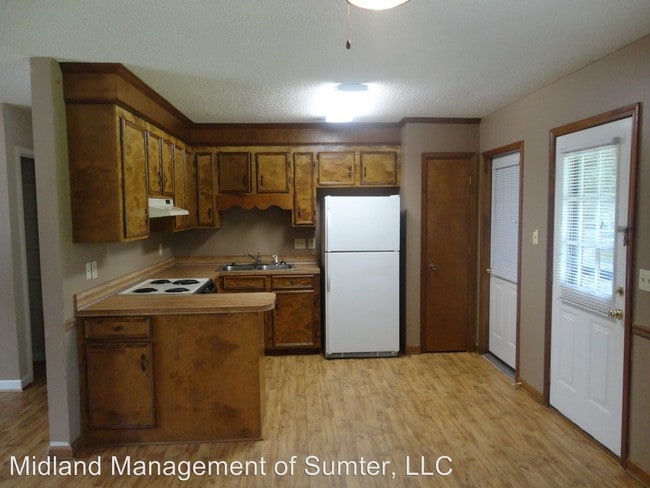 Building Photo - 3 br, 1 bath House - 4580 Peach Orchard Road