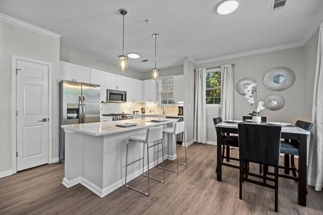 Building Photo - Magnolia Heights