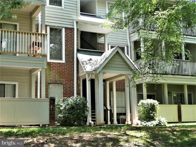 Building Photo - 12156 Penderview Terrace