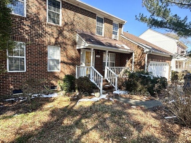 Building Photo - 9385 Pine Tree Rd