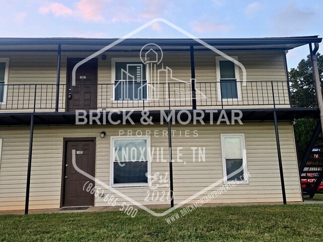 Building Photo - 1007 Clendenen Rd