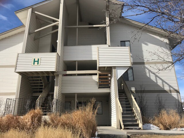 Primary Photo - 1705 Heatheridge Rd