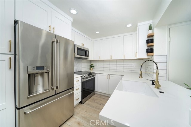 Building Photo - 25671 Le Parc