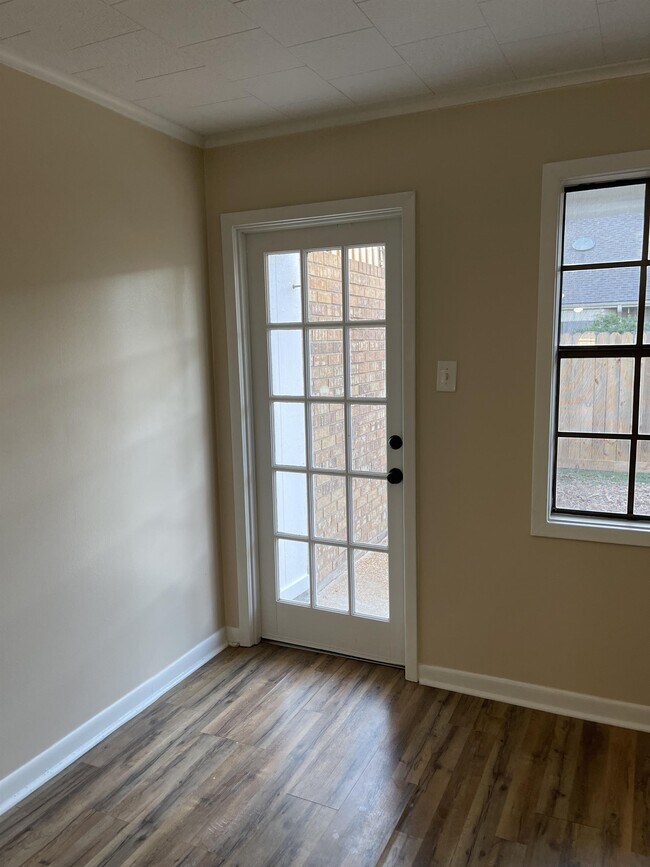 Foto del edificio - 108 Highland Dr