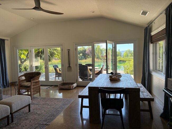 Building Photo - 3740 Roblar Ave