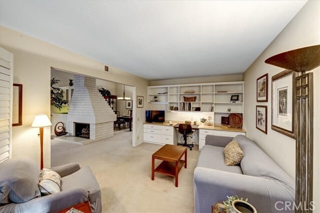 Building Photo - 16 White Water Dr