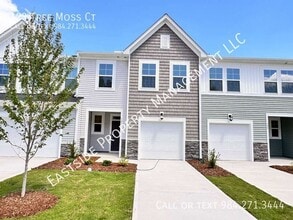 Building Photo - 123 Tree Moss Ct