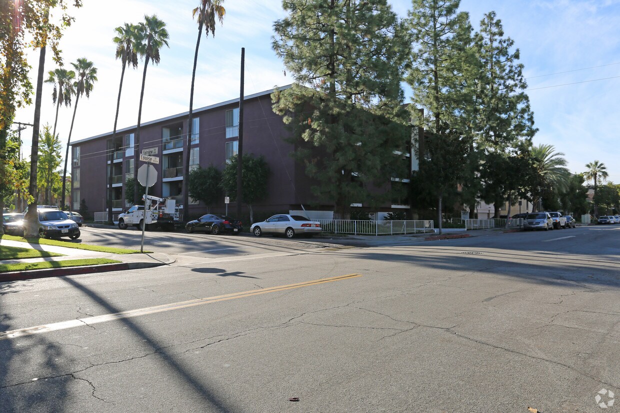 950 N Louise St, Glendale, CA 91207 Apartments in Glendale, CA