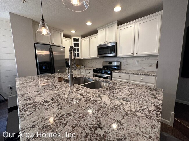 Building Photo - 3 br, 3 bath House - 5647 154th Ct NW