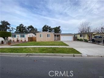 Primary Photo - 917 Evergreen Ln