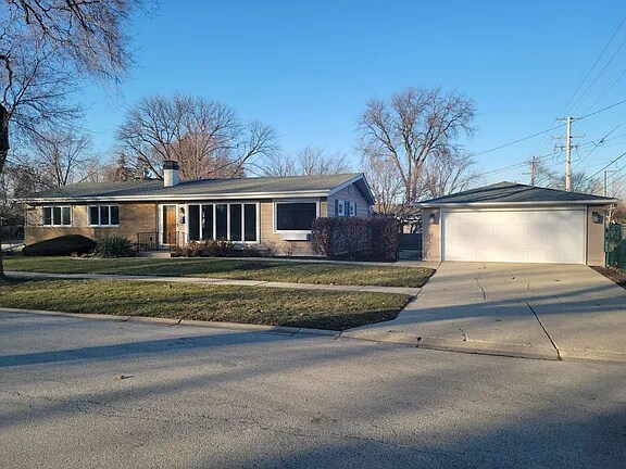 Primary Photo - 701 Eastman Dr