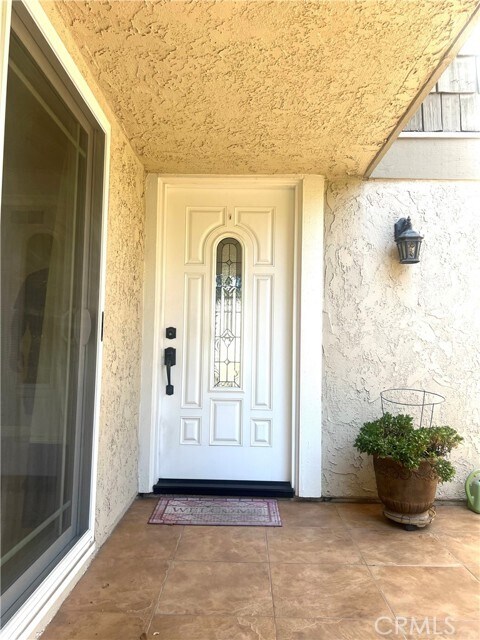 Foto del edificio - 5052 Hampton Ct