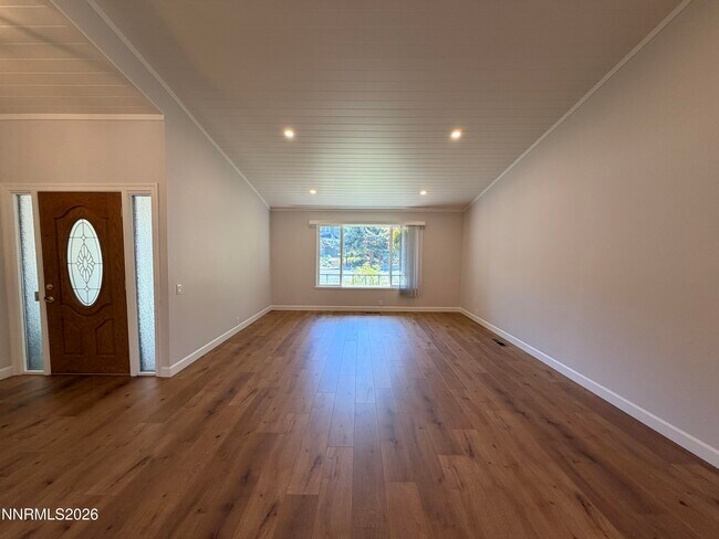 Foto del edificio - 795 Twin Pines Ct