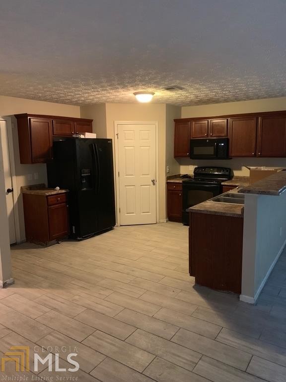 Building Photo - 2488 Brittany Park Ln