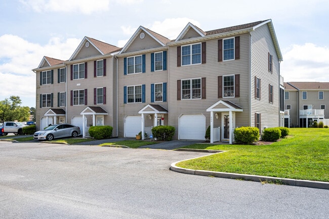 Building Photo - 32363 Cea Dag Cir