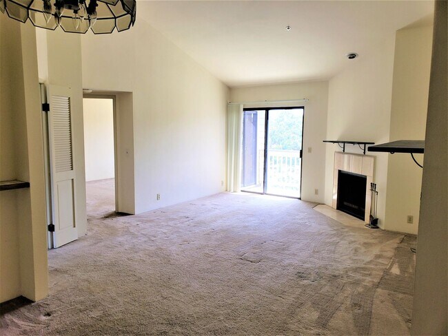 Foto del edificio - Lovely unit with a view in North Park!
