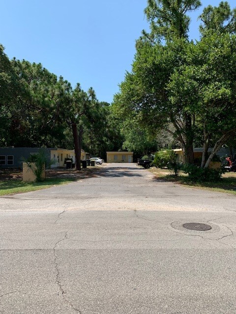 Foto del edificio - 240 Hollywood Blvd SE