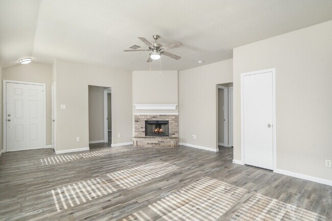 Foto del edificio - Great Location!