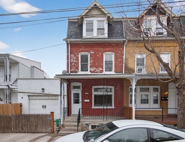Foto del edificio - 608 Park St