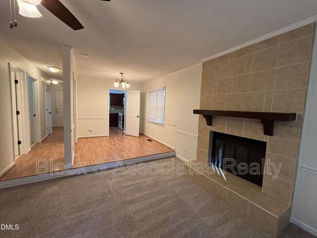 Foto del edificio - 728 Branniff Dr