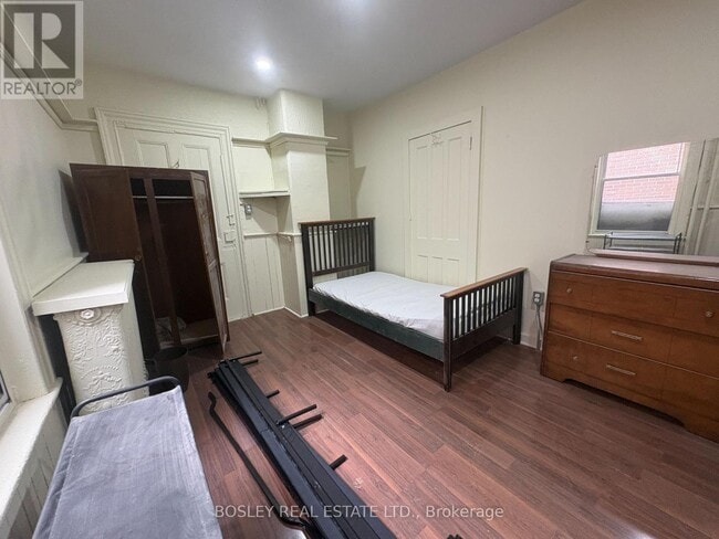 Building Photo - 14 D'Arcy St