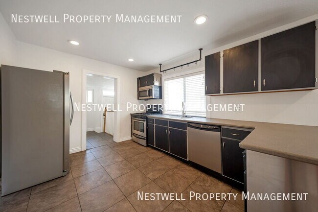 Foto del edificio - 260 Hampton Ave S