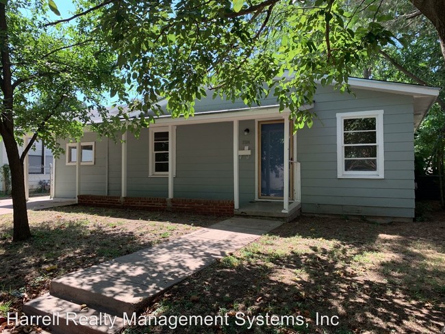 Building Photo - 5 br, 2 bath House - 3504 Leland Avenue