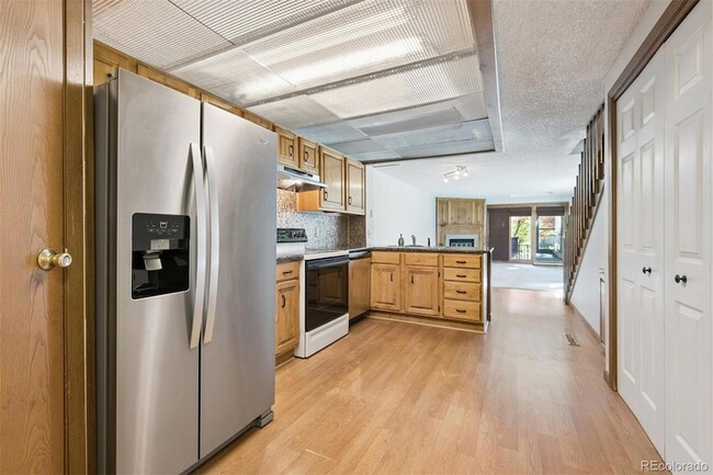 Building Photo - 11540 W 70th Pl