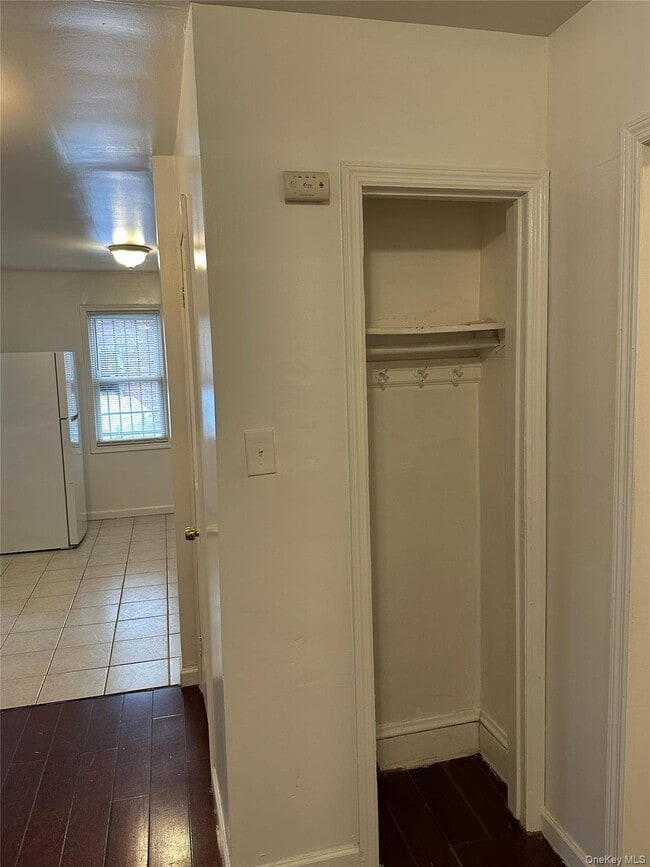 Building Photo - 107-09 156th St