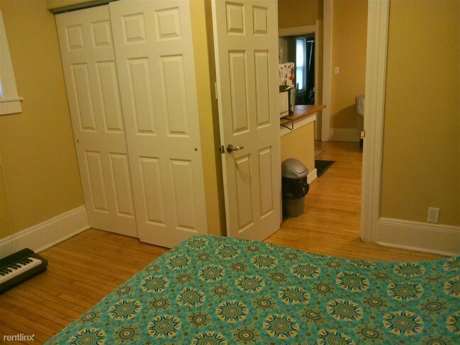 Foto del edificio - 2 br, 1 bath Duplex - 1628 E Belleview Pl ...