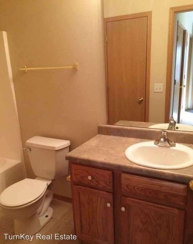 Foto del edificio - 4409 W La Siesta St