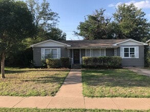 Building Photo - 3807 28th St