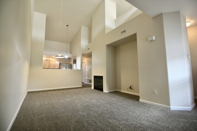 Building Photo - 5800 N Tower Dr