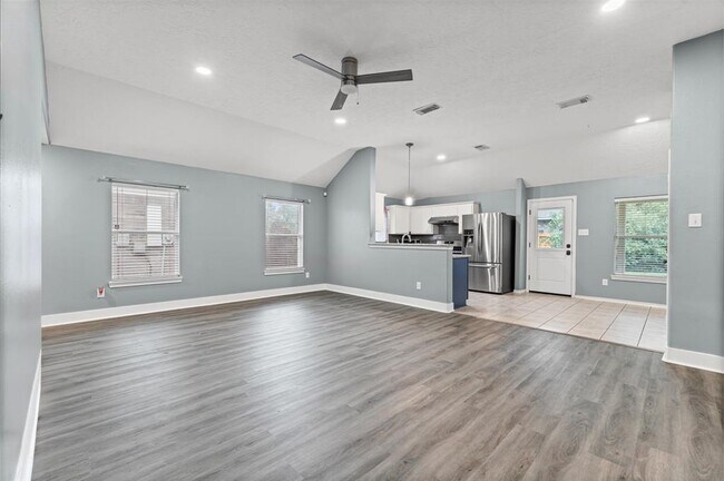 Foto del edificio - 11919 Piney Bend Dr