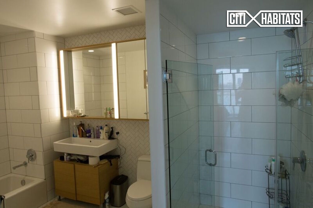 Foto principal - 625 W 57th St